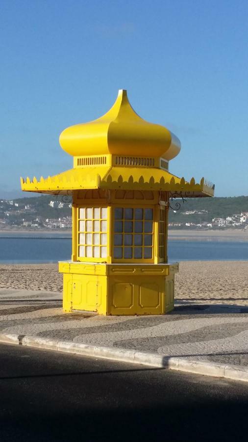 Pé na Praia da Foz Foz do Arelho Extérieur photo